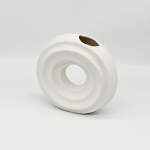 Roud Eleanor Ceramic Vase 